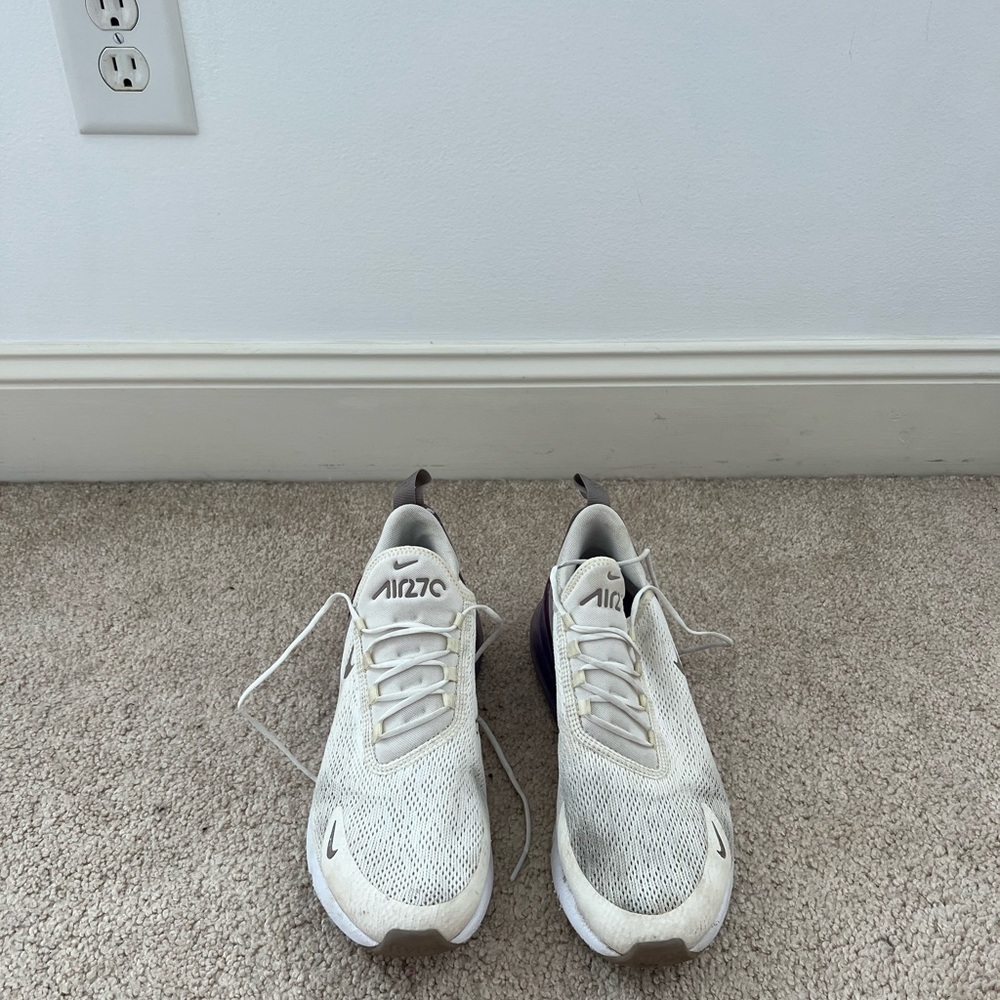 Nike Air Max 270